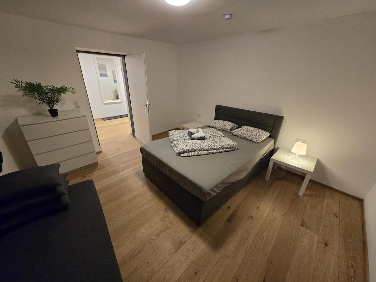 Aldrans With 3 Bedrooms Apartment